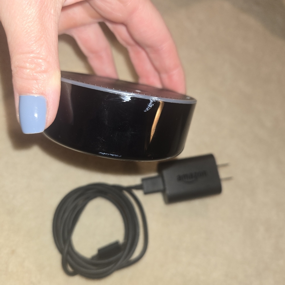 Amazon Echo Dot with Charger - Picture 4 of 6